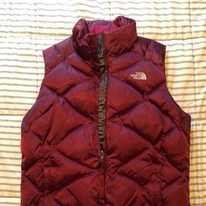 Woman’s North Face 550 Vest